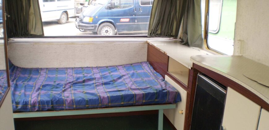 Long Term Caravan SMALL – MEDIUM