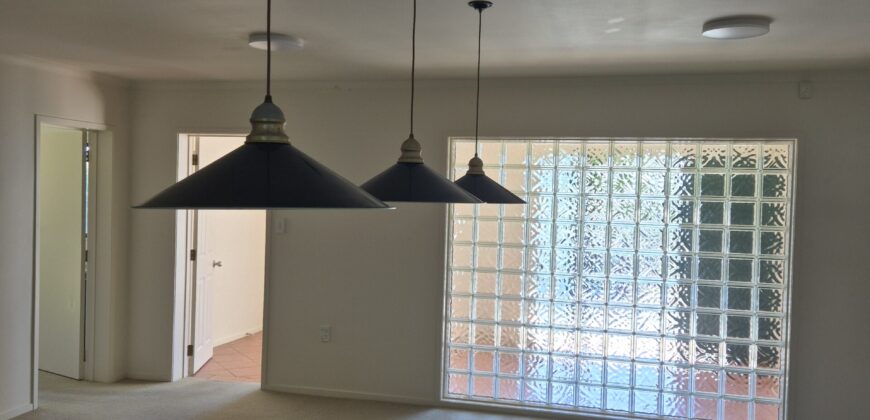 Prime OHOPE Location – Private 2 Bedroom Downstairs Unit