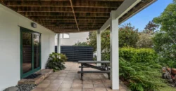 Prime OHOPE Location – Private 2 Bedroom Downstairs Unit