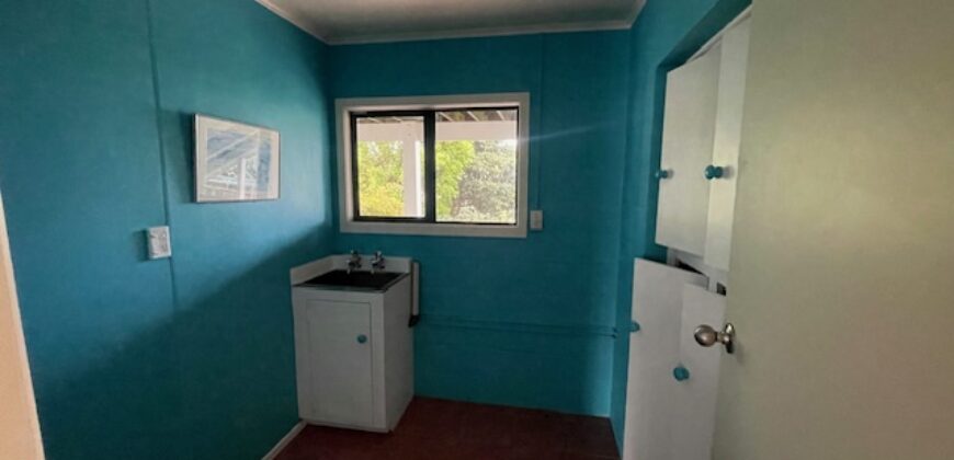 Prime OHOPE Location – Private 2 Bedroom Downstairs Unit