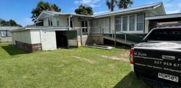 3 Bedroom Home – Great Location Close to Schools and Town