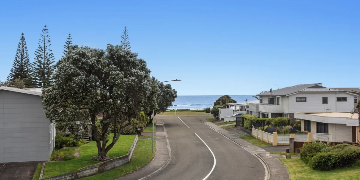 Prime OHOPE Location – Private 2 Bedroom Downstairs Unit Prime OHOPE Location – Private 2 Bedroom Downstairs Unit