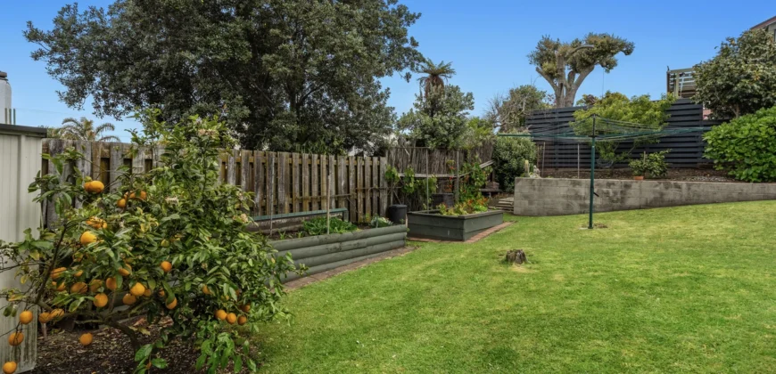 Prime OHOPE Location – Private 2 Bedroom Downstairs Unit