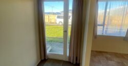 SPACIOUS FRONT UNIT – LONG TERM RENTAL