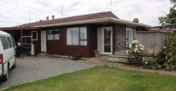 SPACIOUS FRONT UNIT – LONG TERM RENTAL