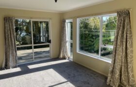 REDUCED RENT $545 PER WEEK! Ohiwa Retreat – Harbour Views