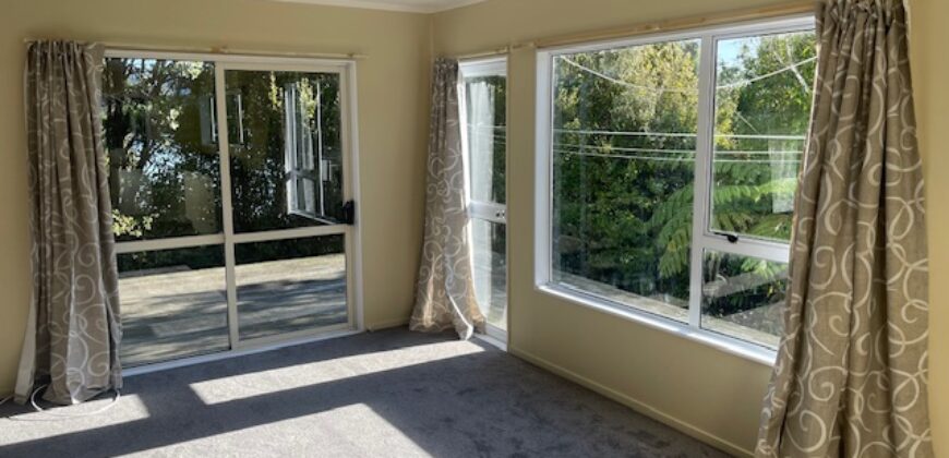 REDUCED RENT $545 PER WEEK! Ohiwa Retreat – Harbour Views