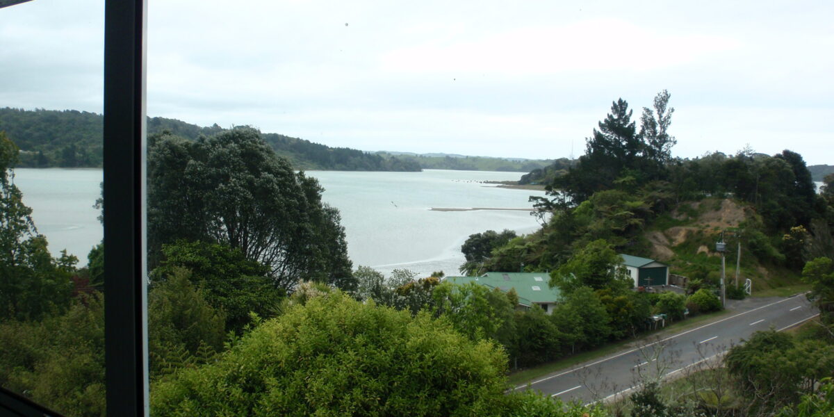 Private Ohiwa Retreat with Harbour Views