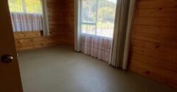 Peaceful Rural Retreat – Private, Fully Fenced & Pet Friendly