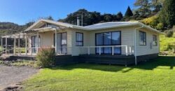 Peaceful Rural Retreat – Private, Fully Fenced & Pet Friendly