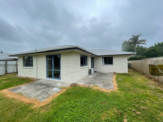  SPACIOUS THREE-BEDROOM MUD BRICK HOME